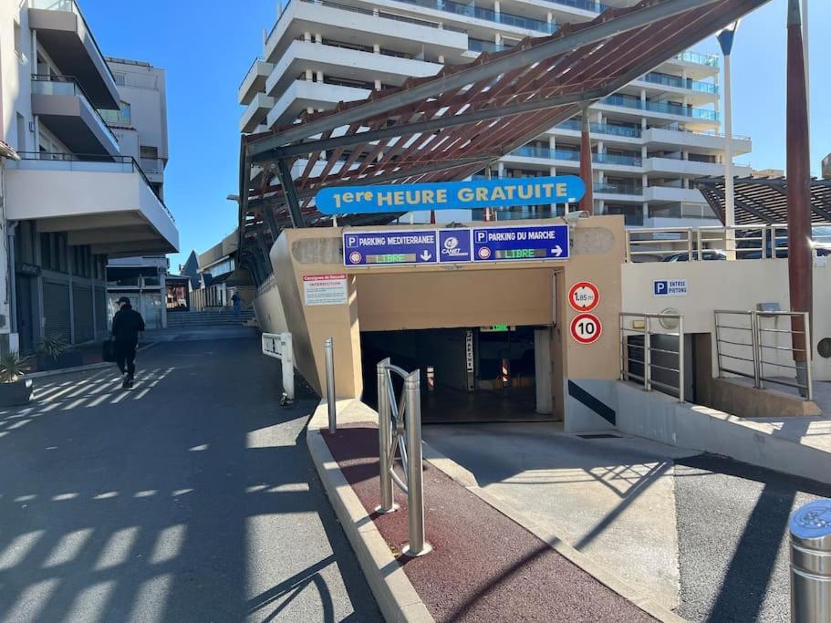 Le Carrousel - Apt Vue Mer - Plage A 10 M - Clim - Wifi Canet-en-Roussillon Eksteriør bilde